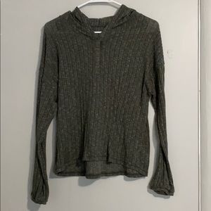American eagle light weight pull over